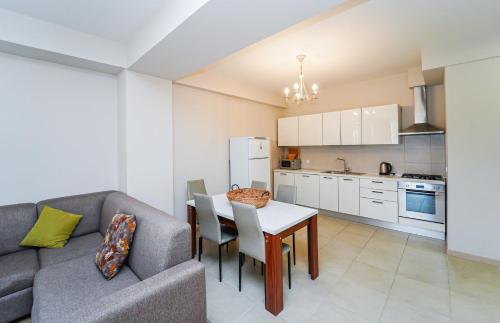 Archi tower Luxury apartment in Vake
