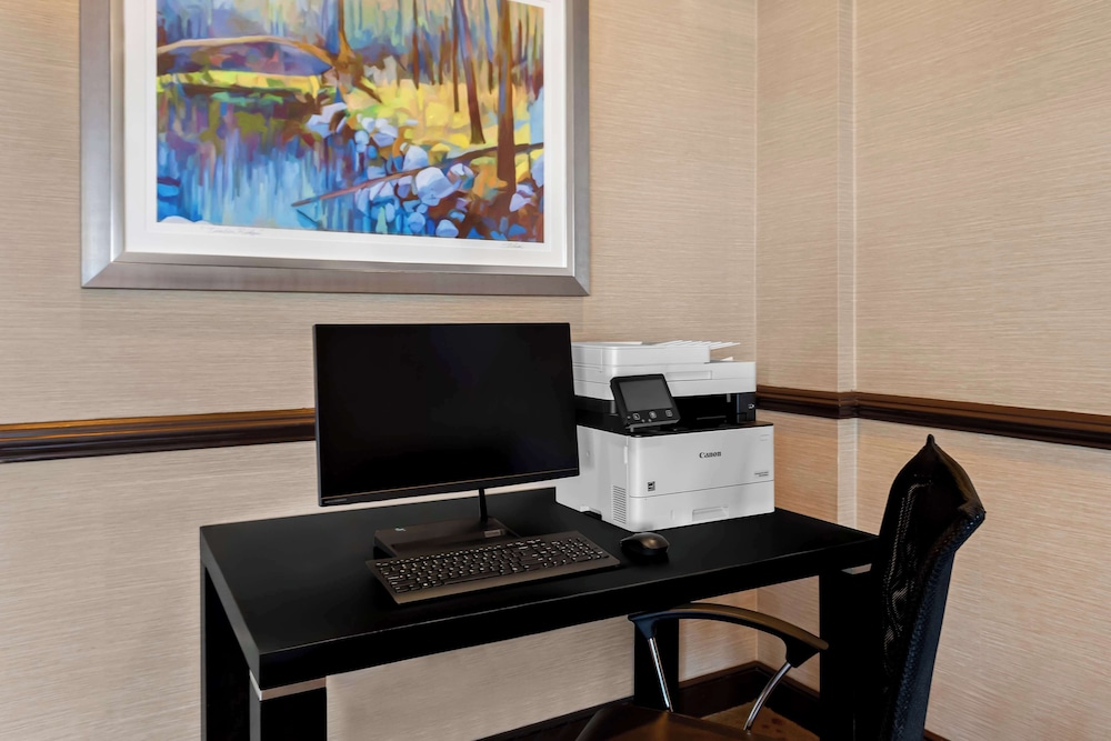 Best Western Newport Inn - photo 45