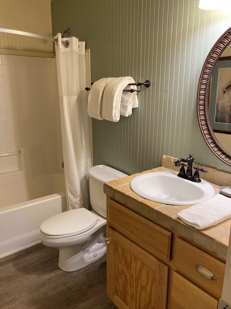 Seashell Village Resort - photo 103