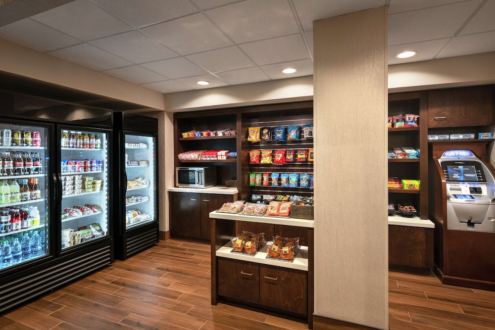 DoubleTree by Hilton San Francisco Airport North Bayfront - photo 45