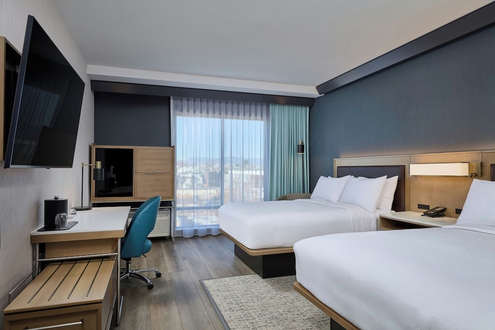 Courtyard by Marriott Denver Downtown West - photo 16