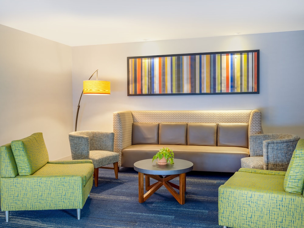 Holiday Inn Express Hotel & Suites Beaumont Nw By Ihg - photo 37