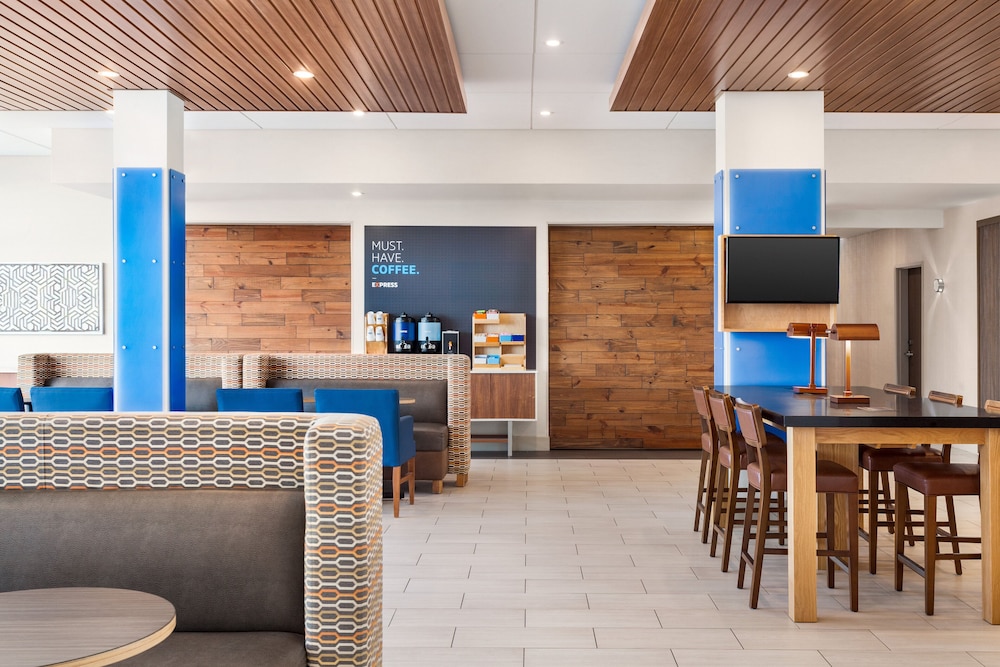 Holiday Inn Express & Suites Austin North Pflugerville by IHG - photo 40