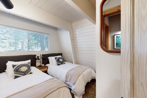 Canterbury Kings Beach Treehouse — Kings Beach — photo 4