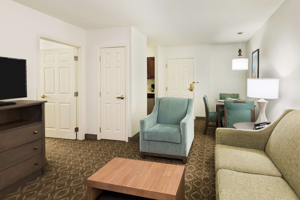 Homewood Suites by Hilton Baton Rouge - photo 11