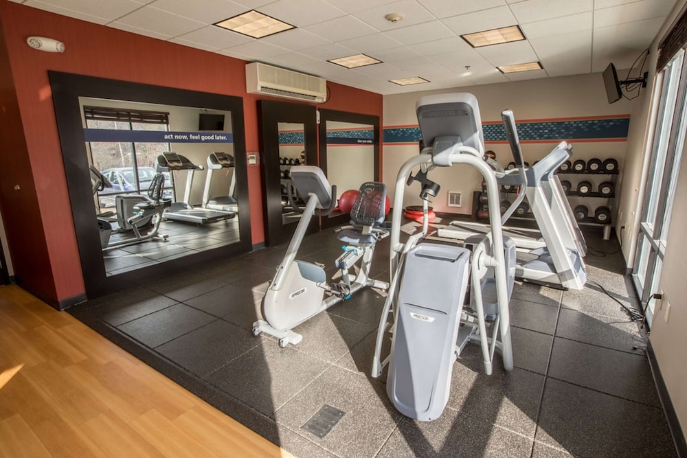 Hampton Inn & Suites Tilton - photo 41