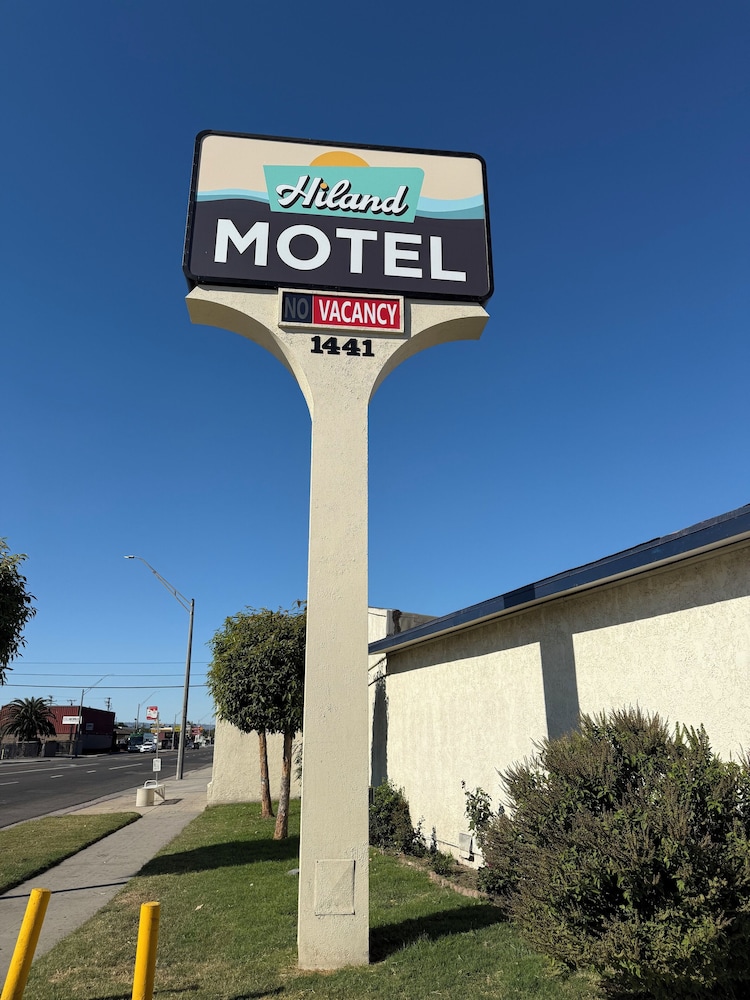 Hiland Motel - photo 24