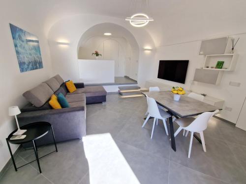 Annarosa Home — 4-Star Luxury Hotel in Vico Equense, Italy