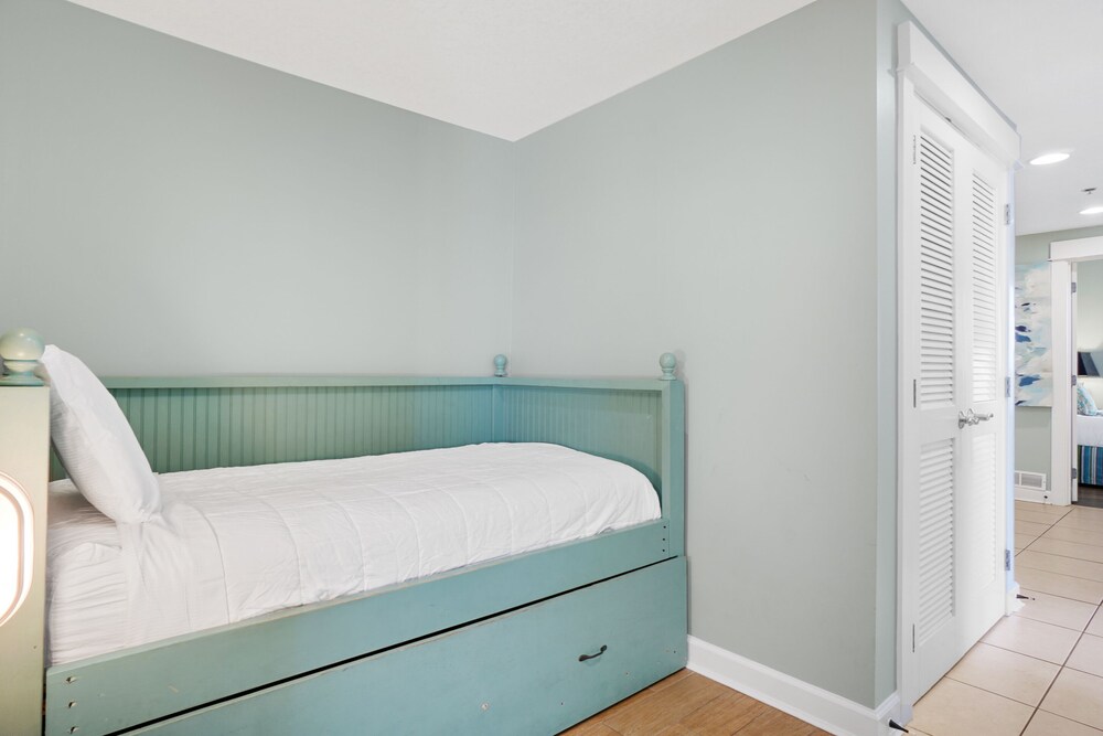 Grand Panama Beach Resort PET Friendly by Panhandle Getaways - photo 33