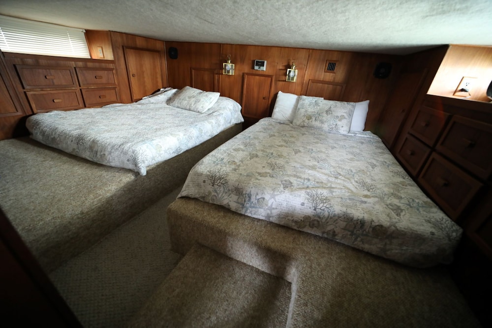 Bud N' Mary's Fishing Marina - photo 38