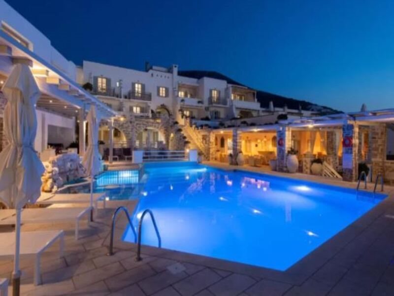 Sunsetview - carbon neutral hotel in Paros