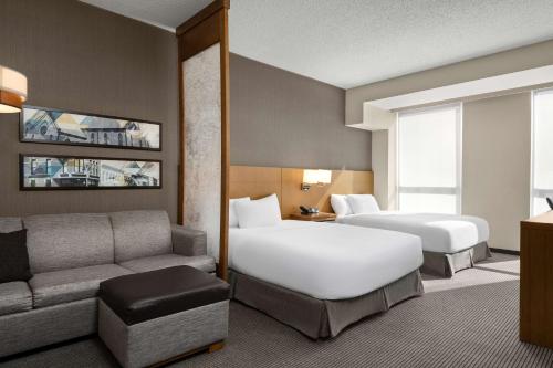 Hyatt Place Iowa City Downtown - photo 17