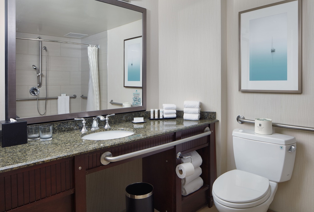 Embassy Suites by Hilton San Diego La Jolla - photo 22