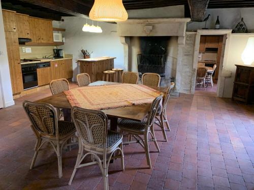 Les Maisons Vigneronnes — 4-Star Luxury Hotel in Lyon, France