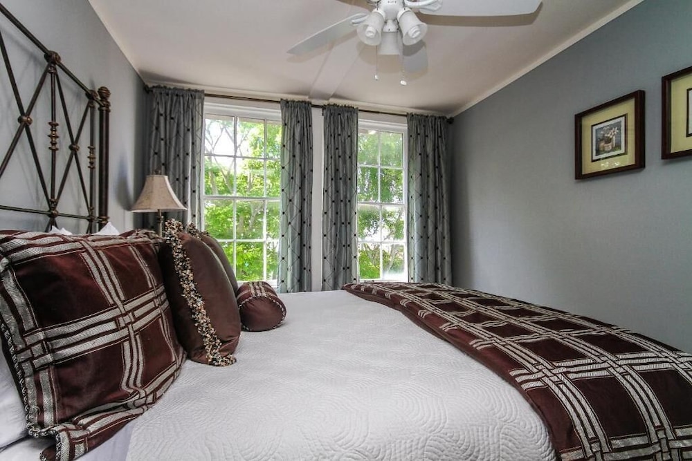 The Kenwood Inn - photo 17