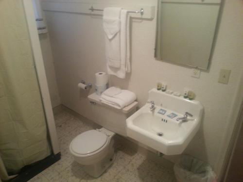 Bryce Canyon Motel - photo 21