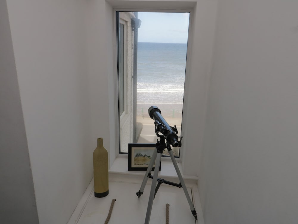 Flat 3 Peacehaven — Whitby — photo 2