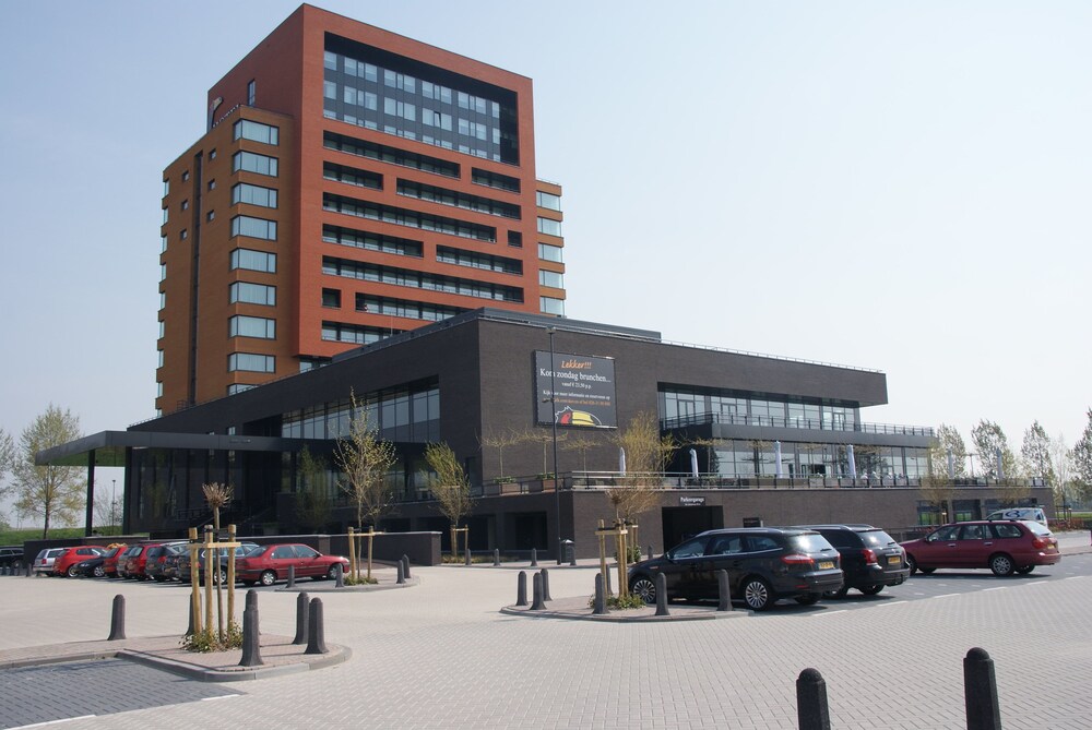 Van der Valk Hotel Duiven near Arnhem A12 - carbon neutral hotel in Netherlands
