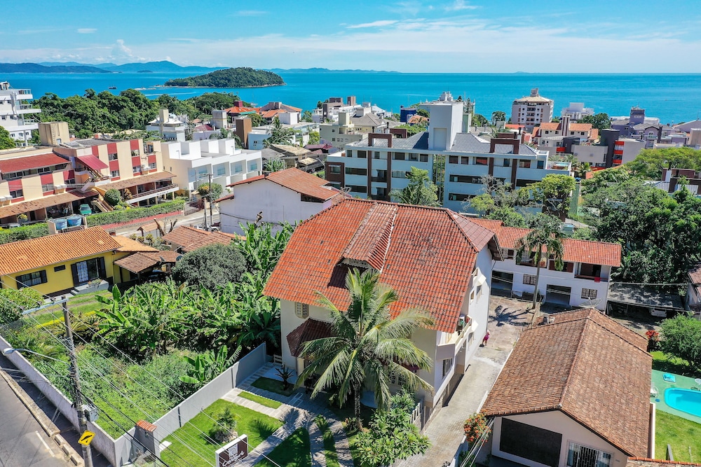 Pousada Canajurê - carbon neutral hotel in Florianopolis