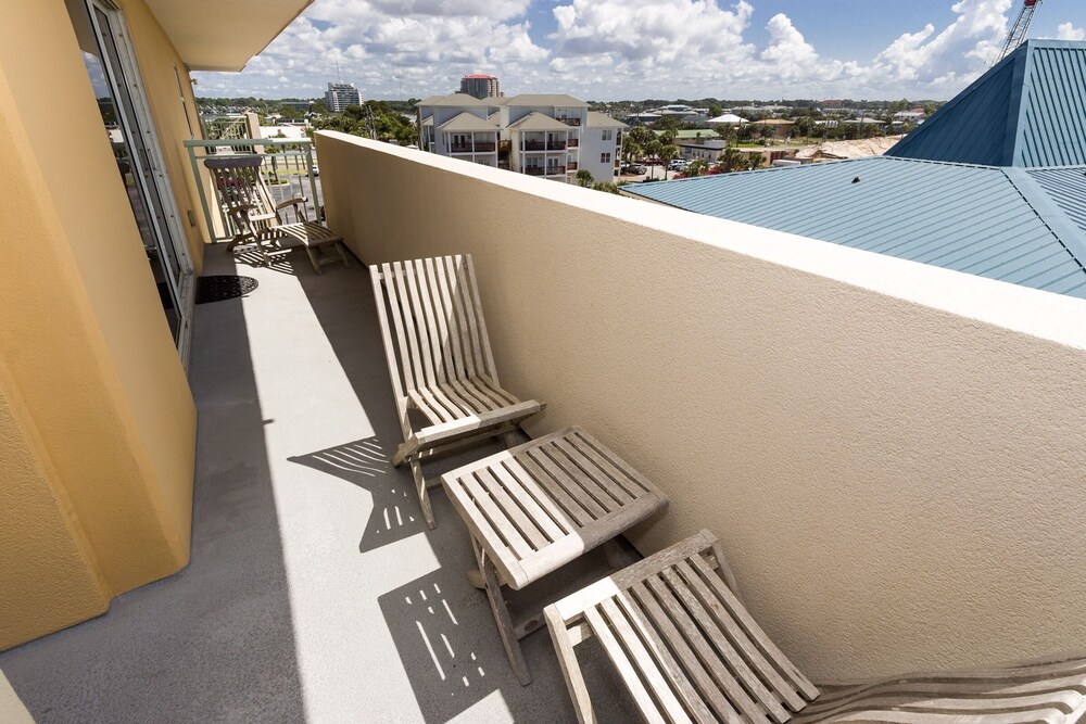 Pelican Isle 401 by RedAwning - photo 24