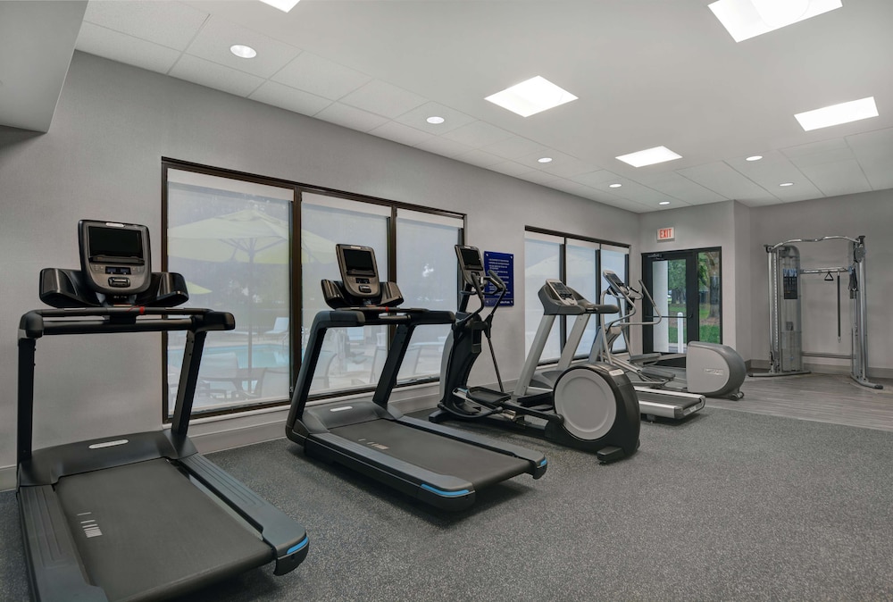Hampton Inn Gallatin - photo 36