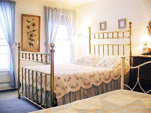 West Dover Inn - photo 8