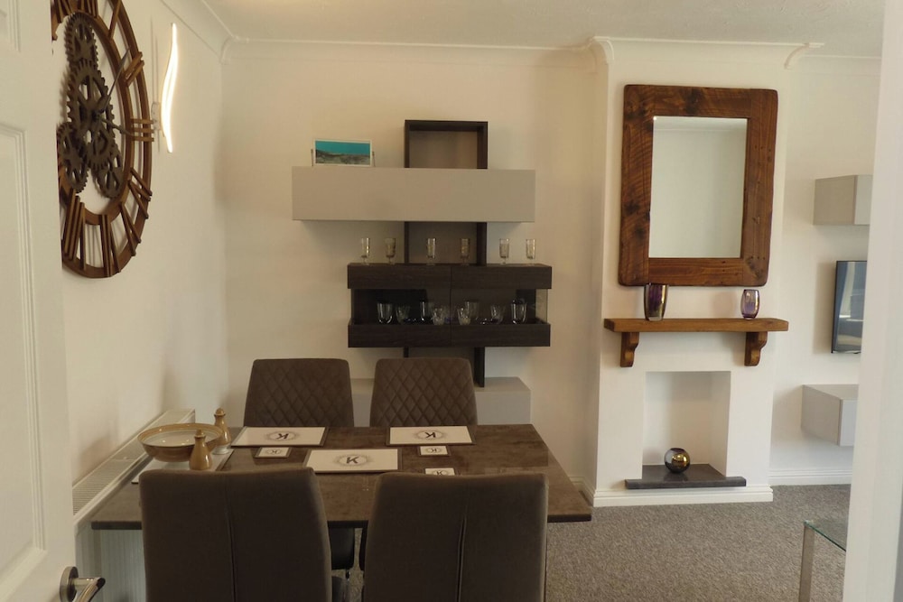 Home From Home 2 Bedroom Bungalow in King's Lynn — 4-Star Luxury Hotel in King's Lynn, United Kingdom
