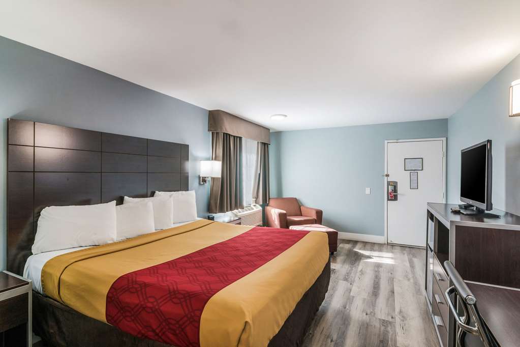 Econo Lodge Hesperia Victorville I 15 - photo 37