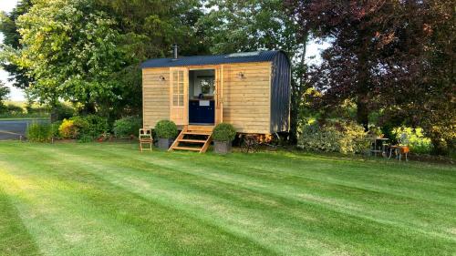 Bannfield shepherds hut — hotel in Ballymoney
