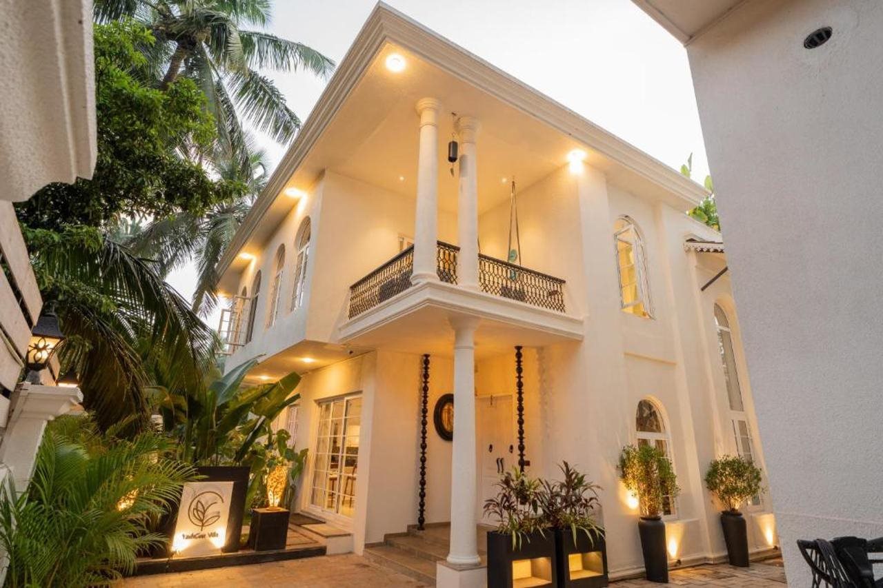Elivaas Privé Yashgeet Villa — 5-Star Luxury Hotel in Mormugao, India