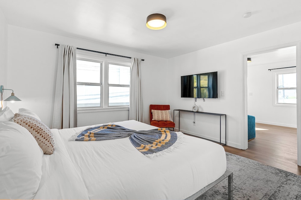 Aliza Hotel - photo 17