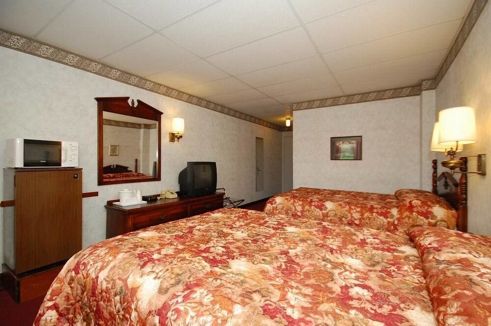 Hilltop Inn of Vermont - photo 12