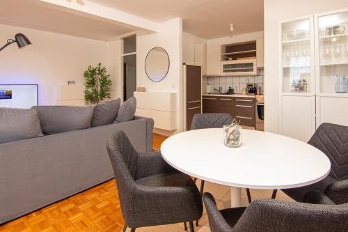 Apartman Nebo — 4-Star Luxury Hotel in Vinkovci, Croatia