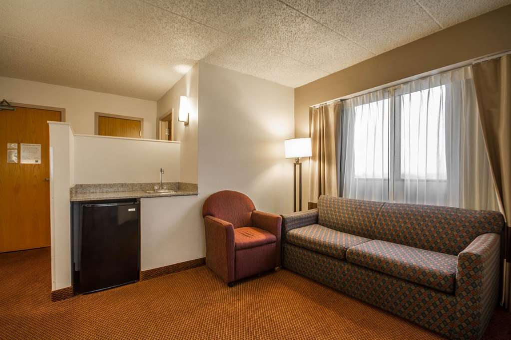 Comfort Inn & Suites Madison Airport - photo 24