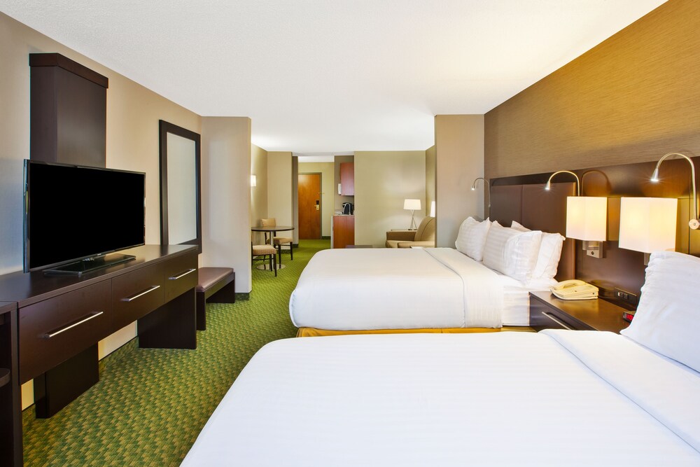 Holiday Inn Express & Suites Montpelier by IHG - photo 23