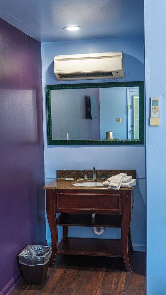 Olde Town Inn - photo 45