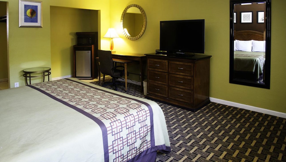 Kings Motel Inglewood - photo 7