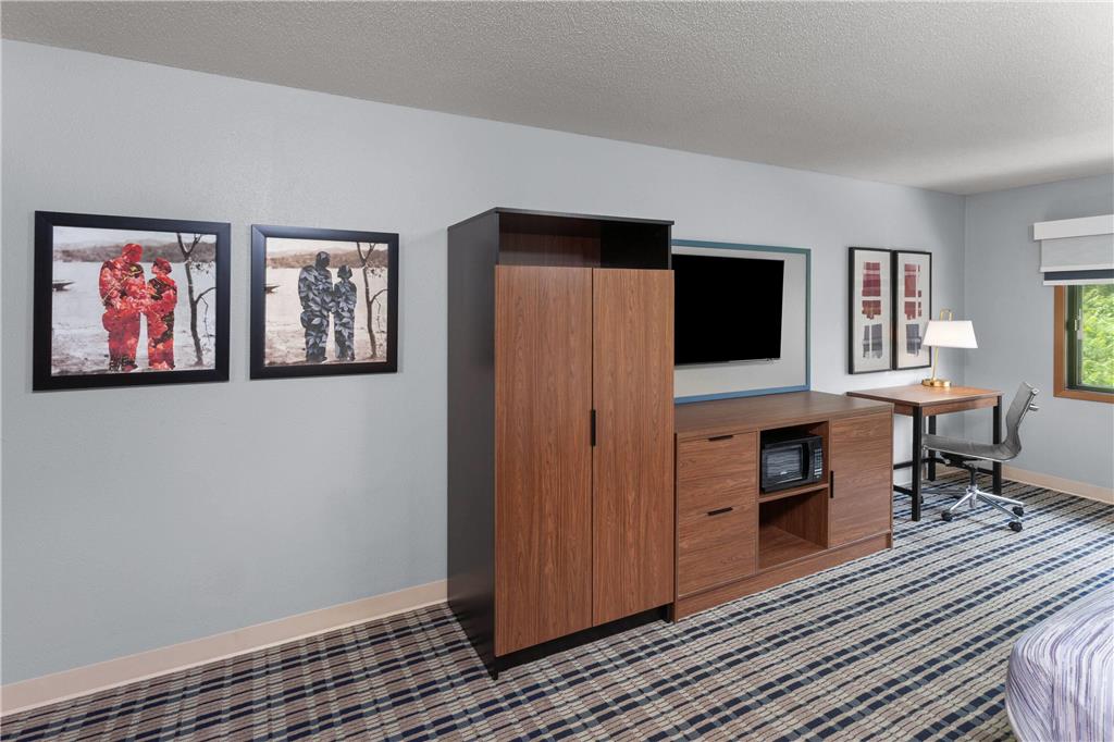 AmericInn by Wyndham West Salem - photo 30