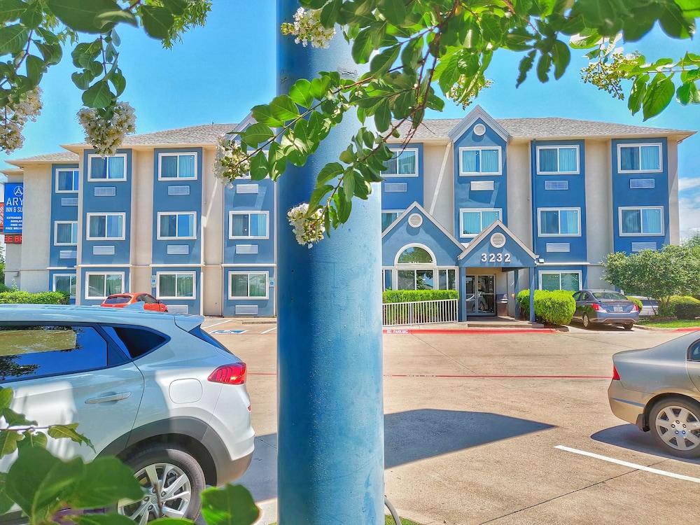 Microtel Inn & Suites By Wyndh - photo 2