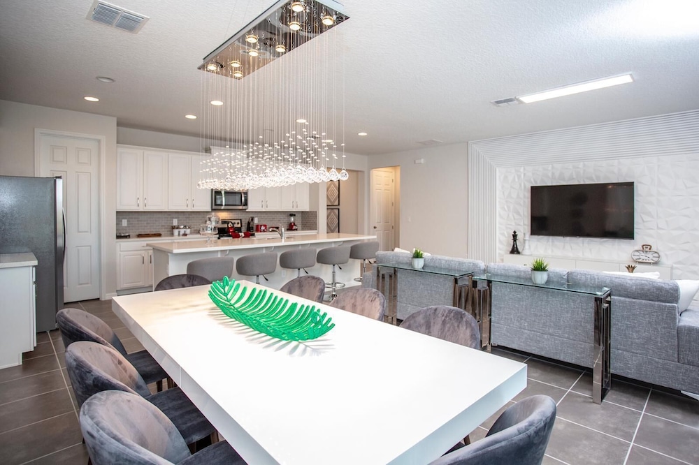 Luxury Solara 7 Bed Private Pool IHR 1039 - photo 67