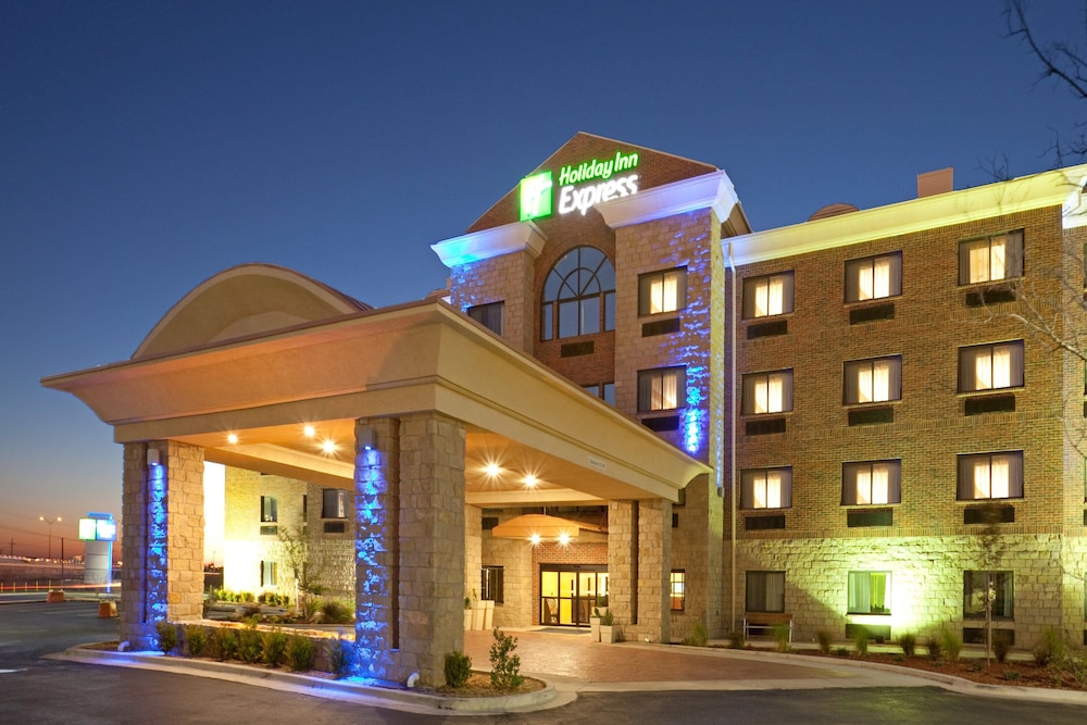 Holiday Inn Express & Suites Lubbock West by IHG - photo 32