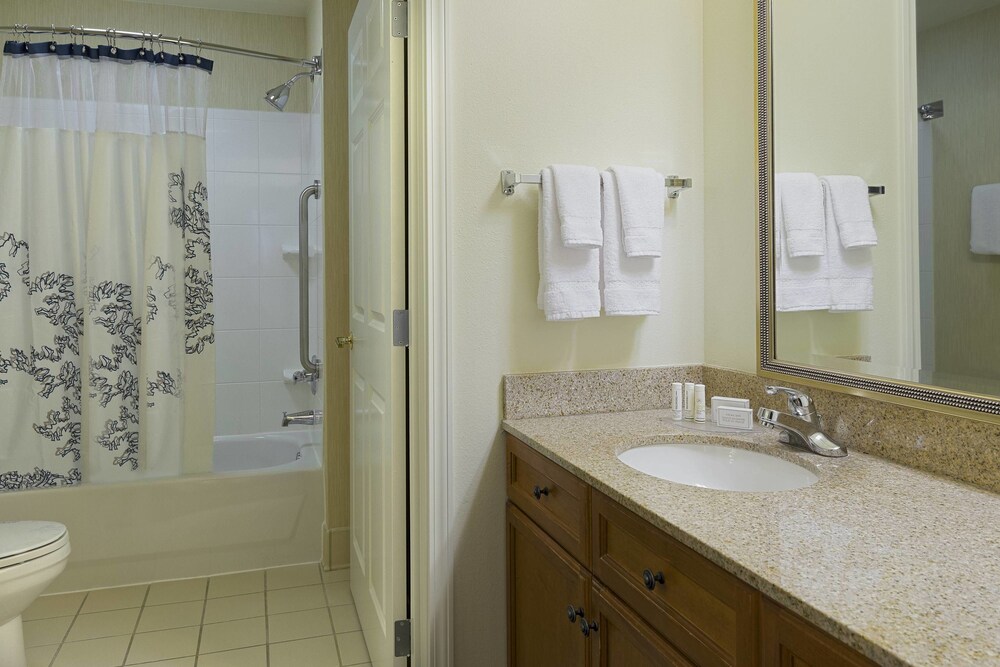 Residence Inn Philadelphia Montgomeryville - photo 7