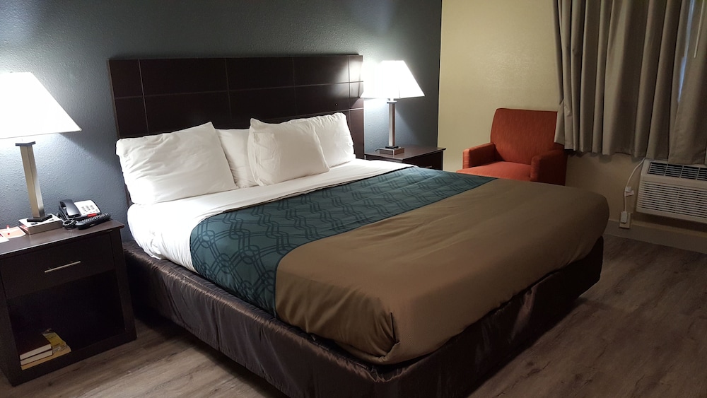 Framingham Inn - photo 2