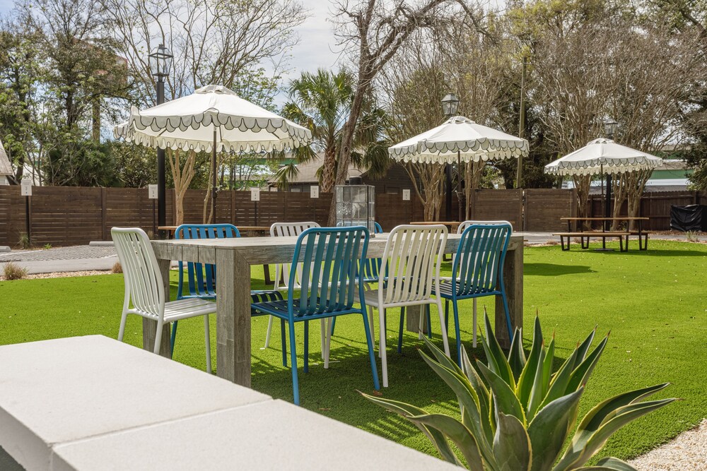 Lily Hall A Boutique Hotel - photo 50