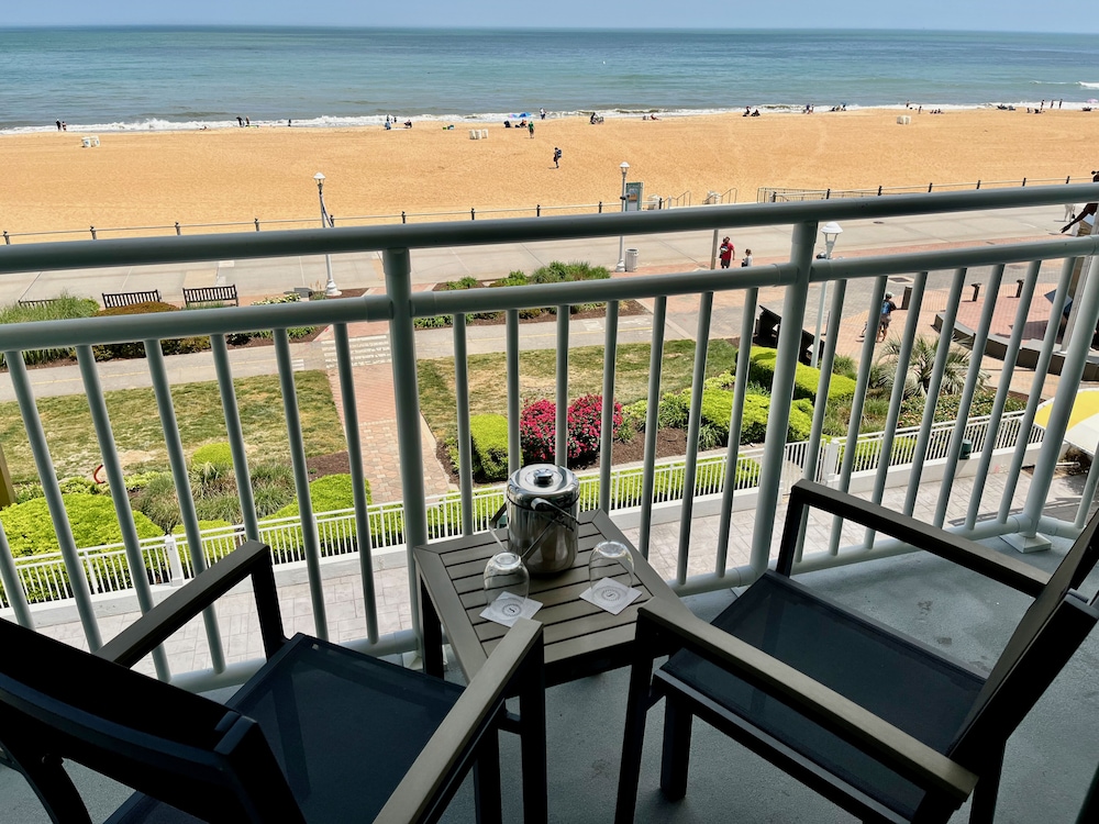 Sheraton Virginia Beach Oceanfront Hotel - photo 85