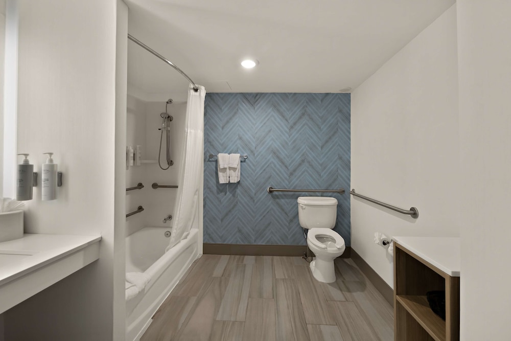 Hilton Garden Inn Williamsburg - photo 33