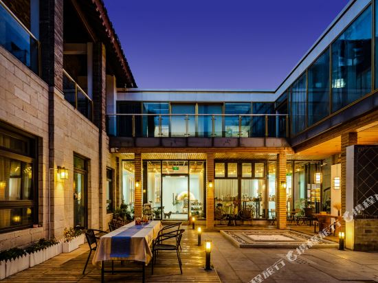 Jinan Qiyue in Jinan, People's Republic of China