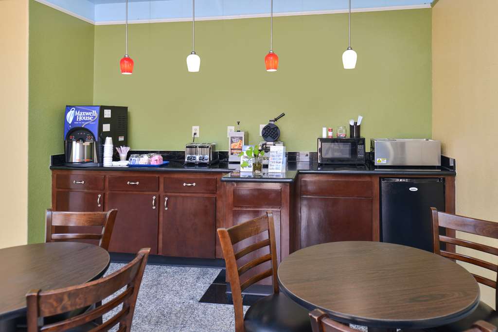 Americas Best Value Inn & Suites Houston Downtown - photo 15