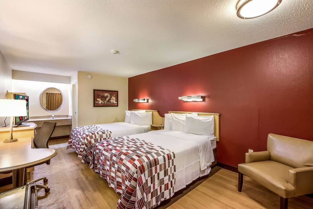 Red Roof Inn Detroit Plymouth Canton - photo 9
