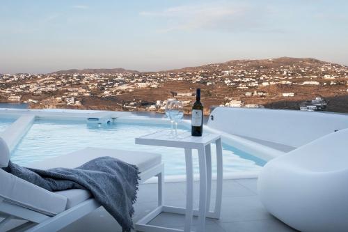 Villa Schatz Private Pool Sea & City View — 4-Star Luxury Hotel in Mykonos, Greece